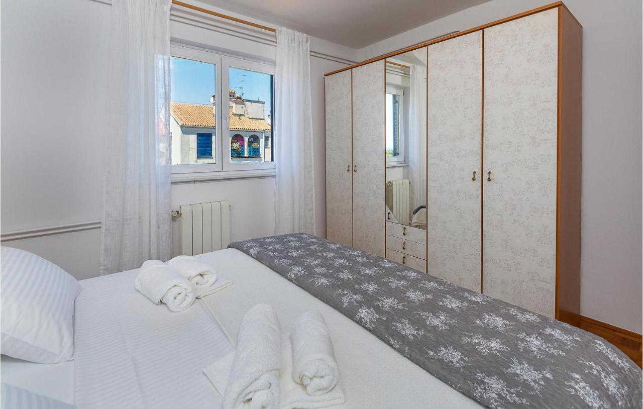 Apartma Stunning In With Kitchen Pula